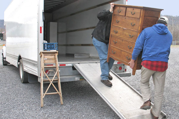 Dolphin Relocation Packers and Movers